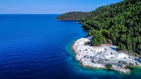 希腊蓝色海岸风光摄影图片